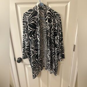 Travel Elements Black & White Floral Zebra Open Cardigan Size 3X